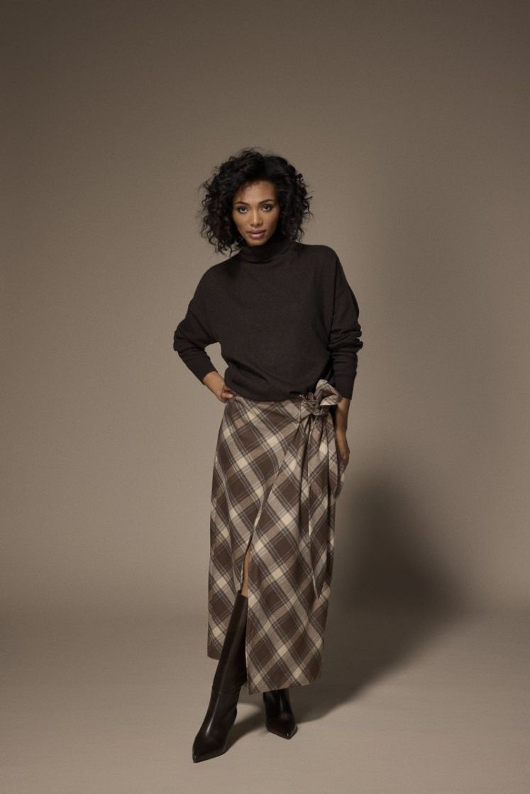  040 BROWN